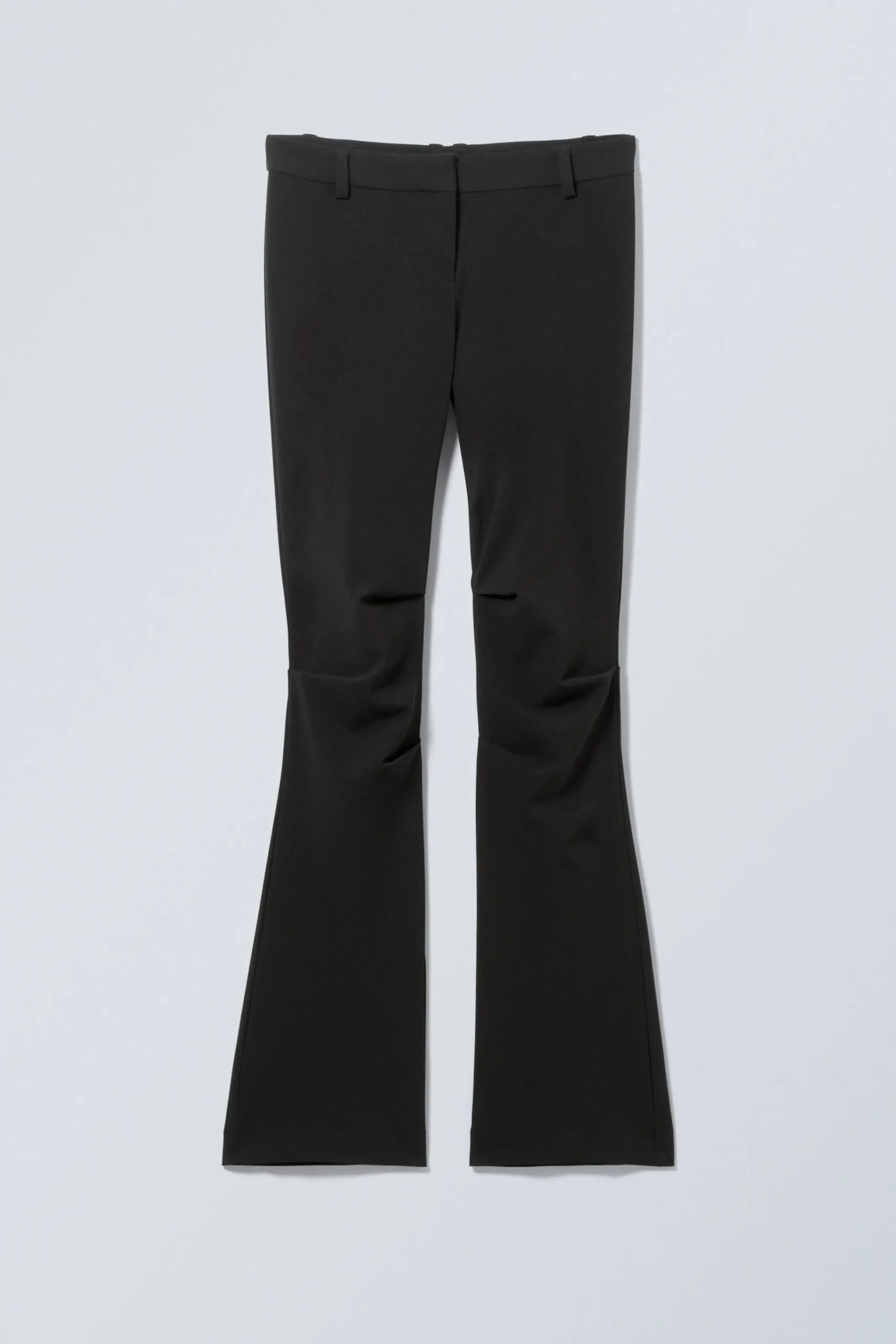 Weekday SLIM LOW WAIST FLARED PLEATED TROUSERS black Cheap
