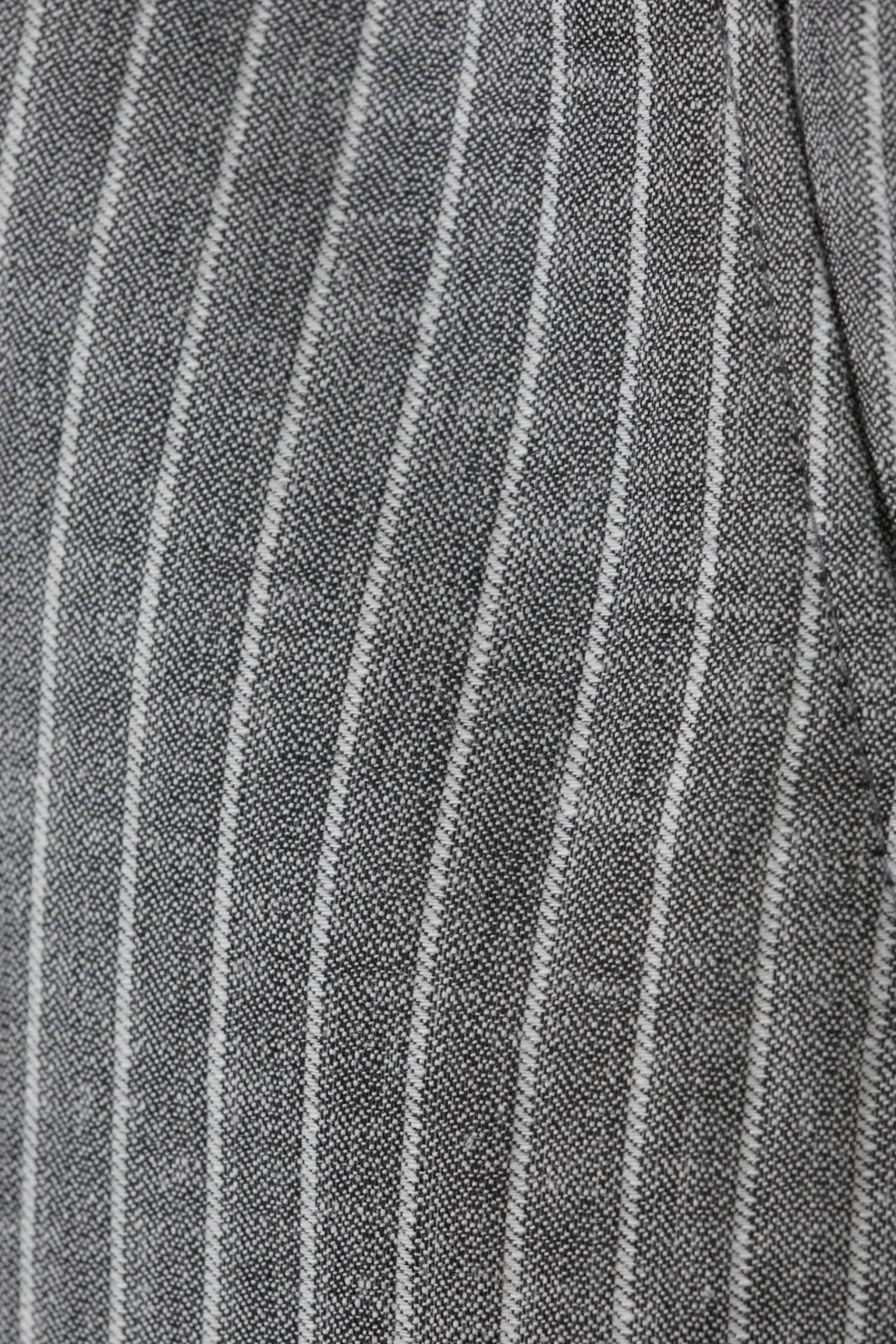 Weekday STRIPED LINEN BLEND SHORTS black stripe Clearance