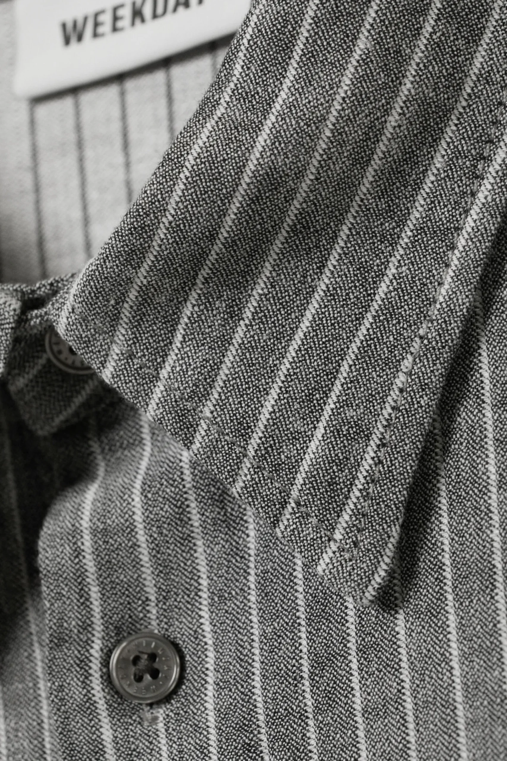 Weekday STRIPED SHORT SLEEVE LINEN BLEND SHIRT dark grey stripe Best Sale