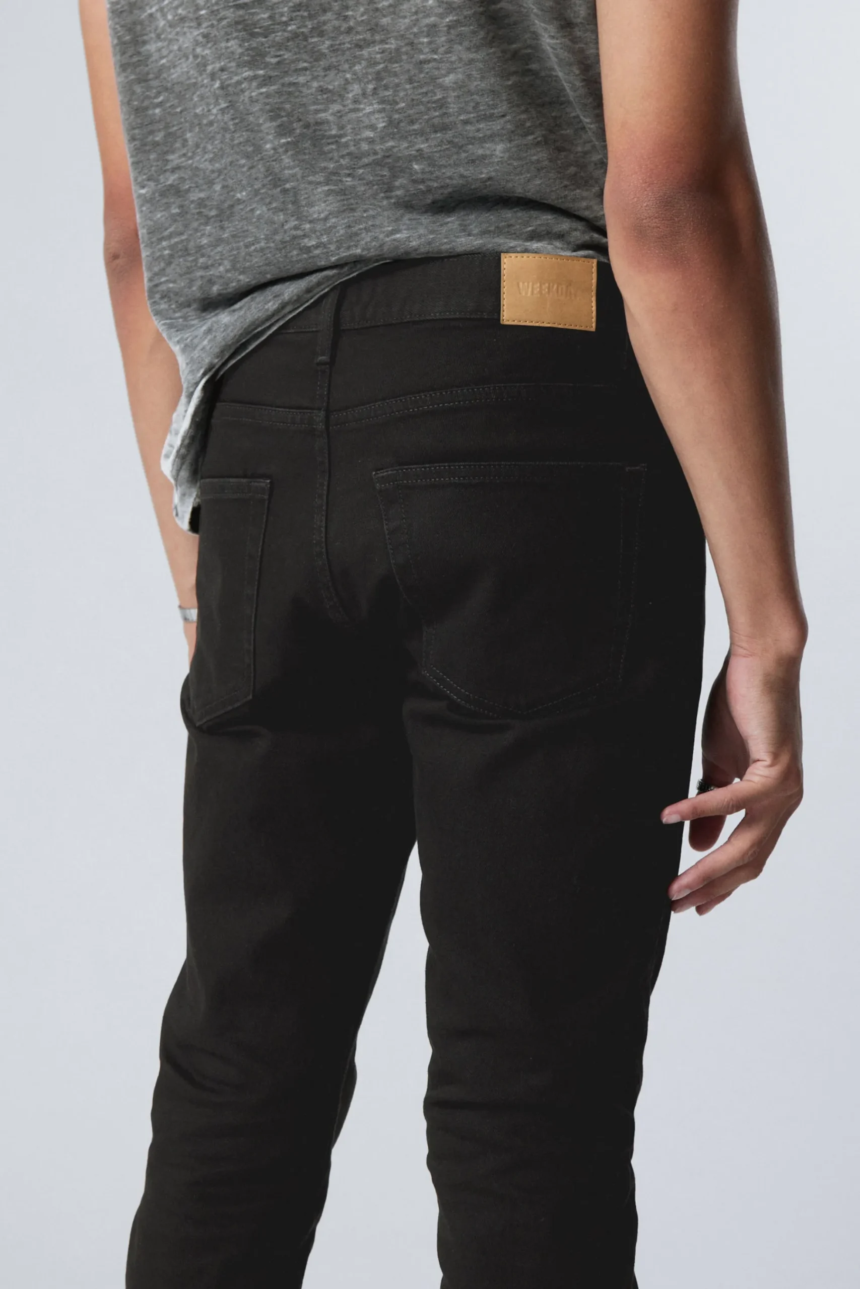 Weekday SUNDAY SLIM TAPERED LEG JEANS almost black black Cheap