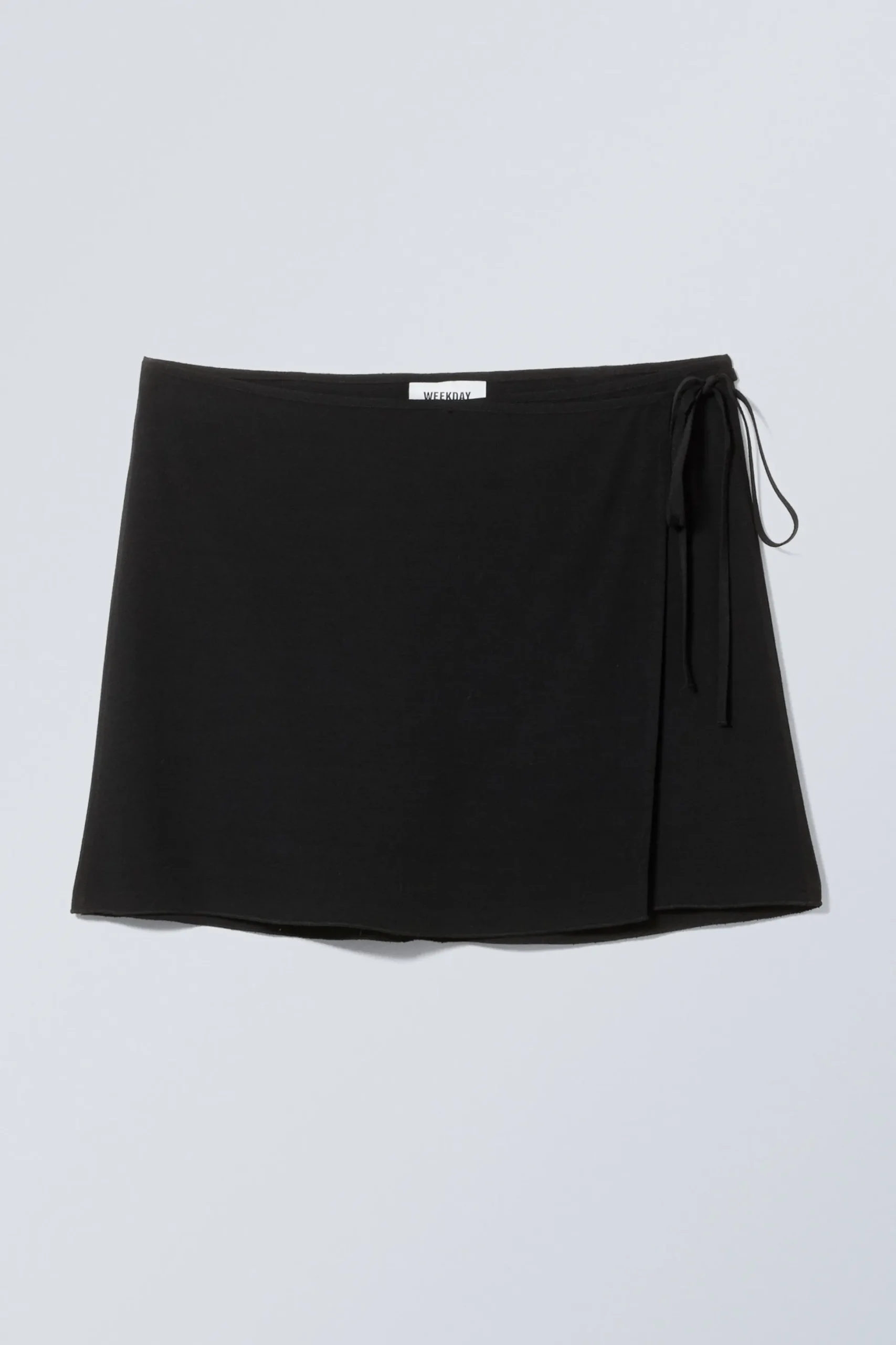 Weekday TAILORED VISCOSE MINI WRAP SKIRT black Cheap