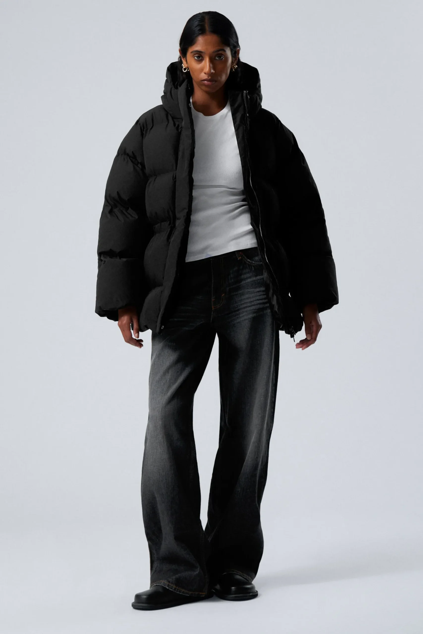 Weekday WAISTED PUFFER JACKET black Flash Sale