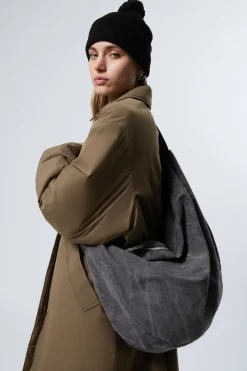 Weekday WASHED COTTON CROSSBODY BAG washed dark grey Hot