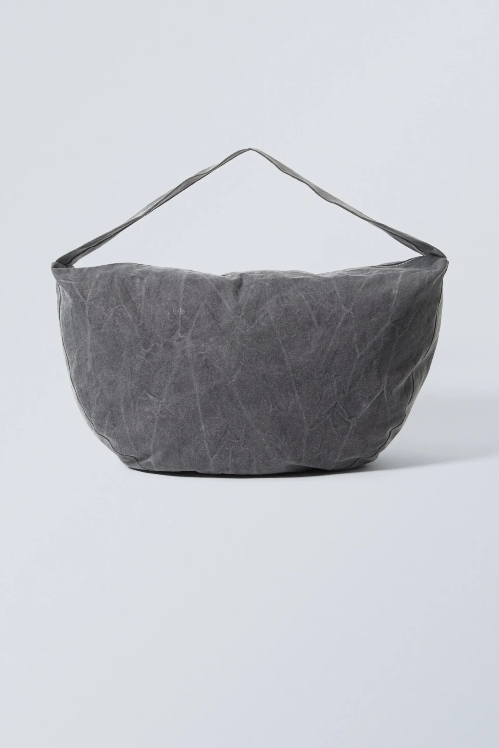 Weekday WASHED COTTON CROSSBODY BAG washed dark grey Hot