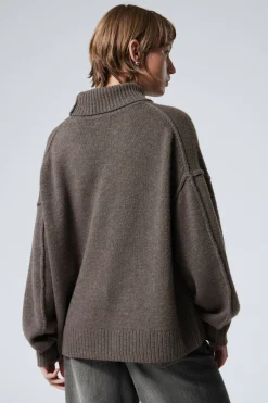 Weekday WOOL TURTLENECK SWEATER dark mole Hot